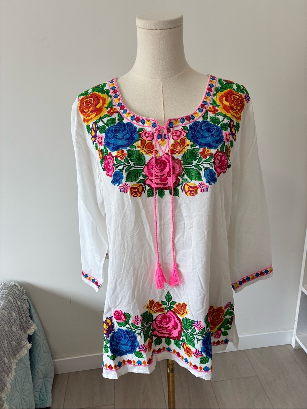 White Embroidered Floral Boho Tunic with Pink Tassels
